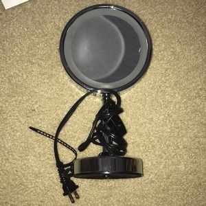 Light up mirror
